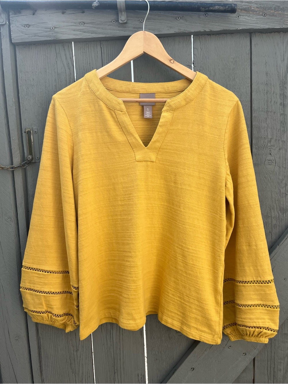 Chico's Cotton Blend V-Neck Knit Top Mustard Yellow Size Medium - Picture 2 of 9